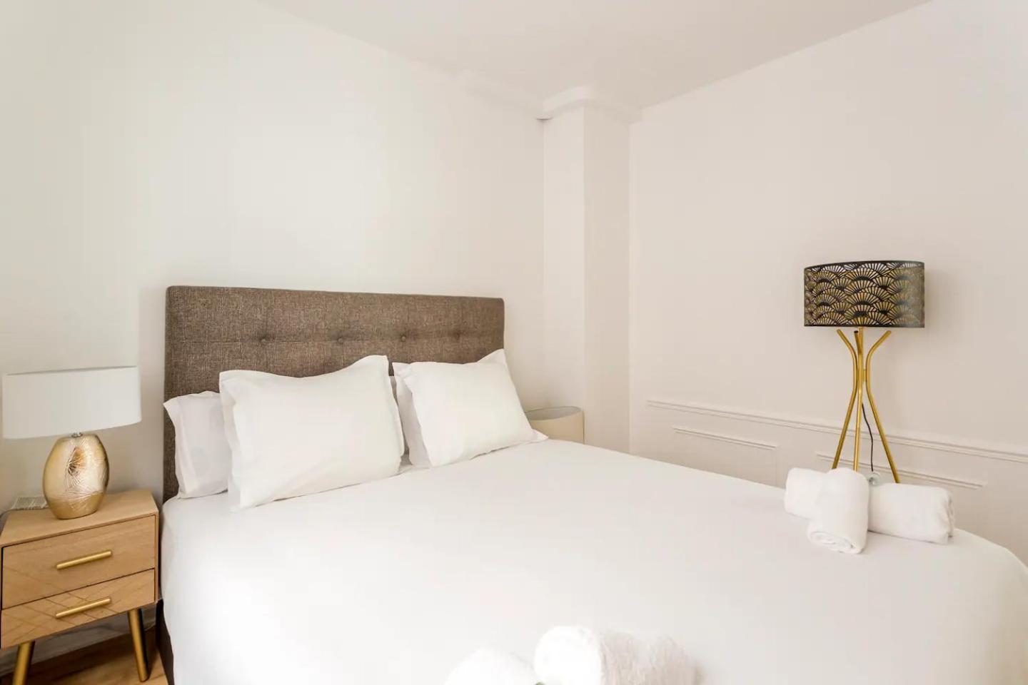 8P - 3Br Le Marais Spacious - Central - Historic Apt Paryż Zewnętrze zdjęcie
