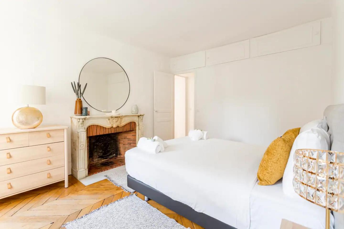 8P - 3Br Le Marais Spacious - Central - Historic Apt Paryż Zewnętrze zdjęcie