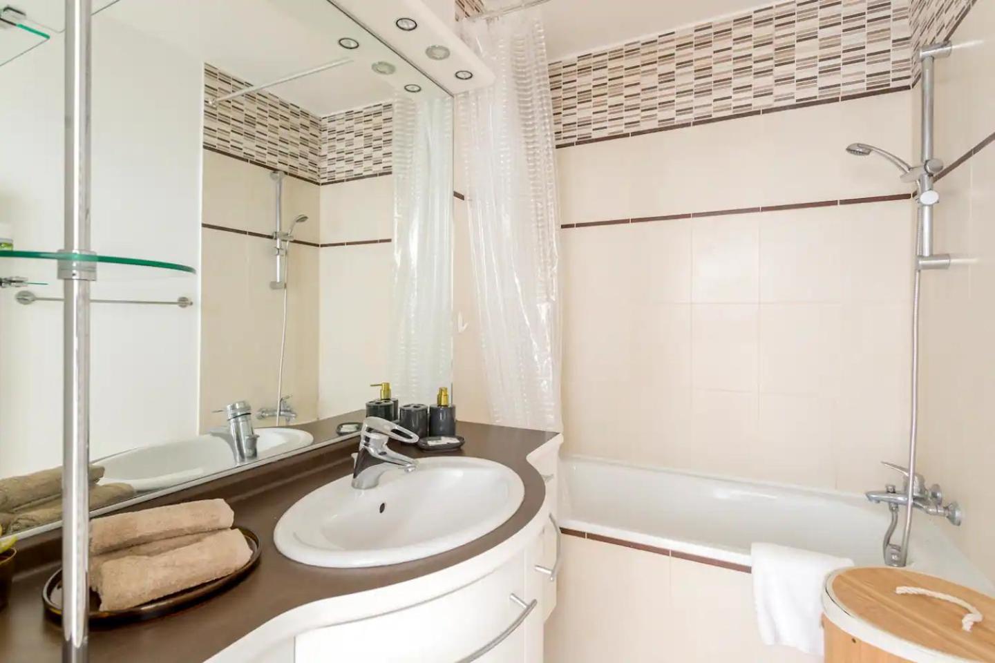 8P - 3Br Le Marais Spacious - Central - Historic Apt Paryż Zewnętrze zdjęcie